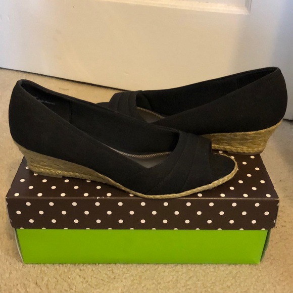 Kelly & Katie Shoes - NIB Kelly and Katie Peep Toe Espadrilles